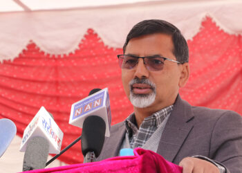 अर्थमन्त्री बाझिए चर्को स्वरले भने, ‘म अर्थशास्त्र जानेको मान्छे होइन, तर देशलाई आत्मनिर्भर बनाउन कुन उपाय अपनाउनपर्छ