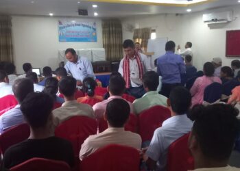 टीकापुरमा एकदिने  शिक्षक तालिम सम्पन्न