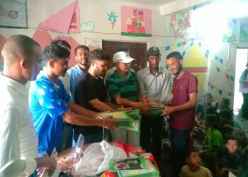 ने.वि. संघ, टीकापुरले विद्यार्थीहरुलाई स्टेशनरी सहयाेग